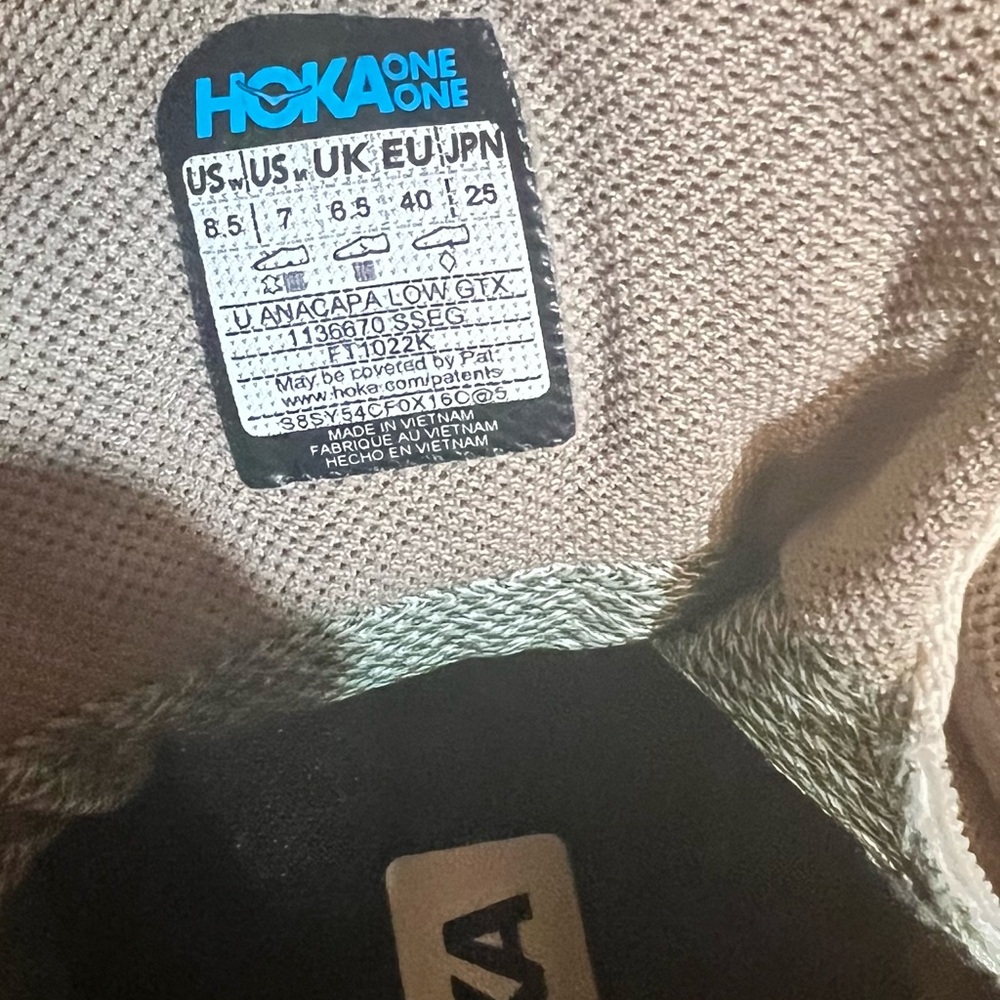 Hoka U Anacapa Low GTX in Sand/EggNog - Picture 3 of 6